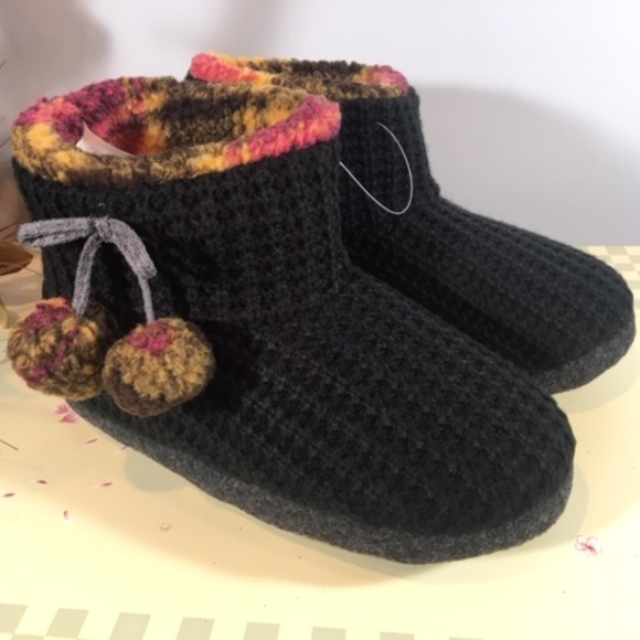 Cuddl Duds Fleece Lined Ankle Bootie Slippers - Picture 2 of 8